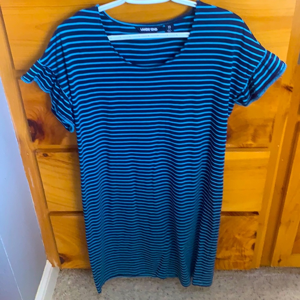 Extra Small Lands End Dress
